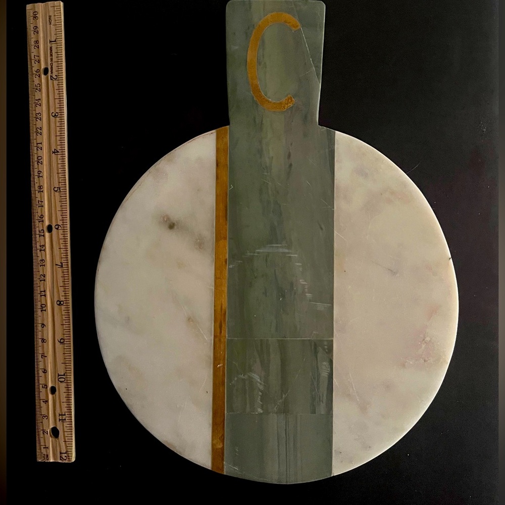 Monogrammed C Marble Hot Plate Cutting Board